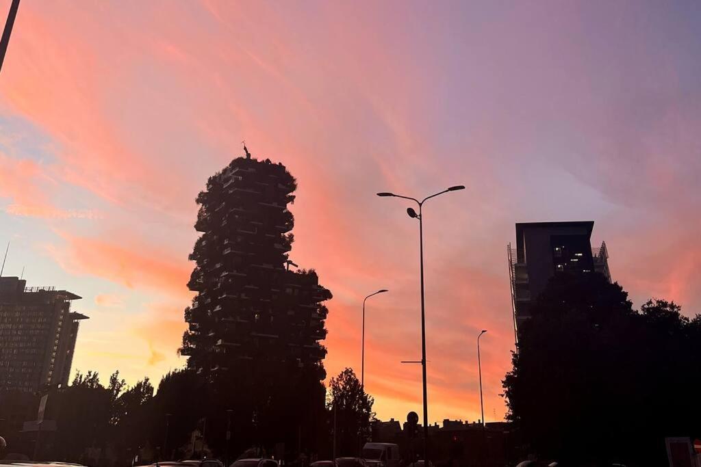 Modern Apartment - Walking Distance To Milan Central Station Εξωτερικό φωτογραφία